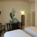 Swan Deluxe 1890 Couette-café 5*