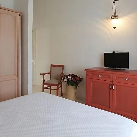 Swan Deluxe 1890 * Cesme