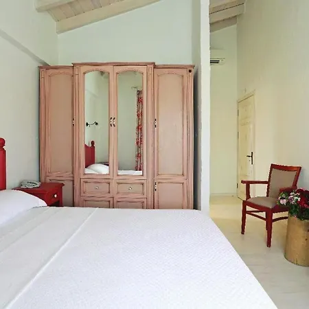 Swan Deluxe 1890 Çeşme